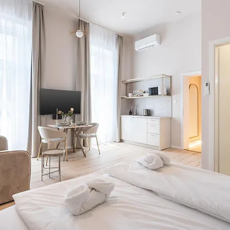 W30 - Wesselenyi Charming Apartment - Best Location By Bqa Budapest Exterior photo