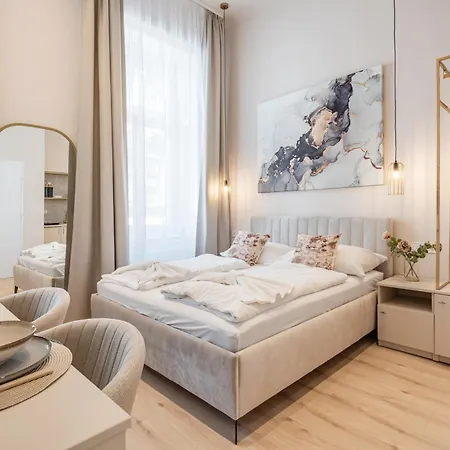 W30 - Wesselenyi Charming Apartment - Best Location By Bqa Budapest Exterior photo